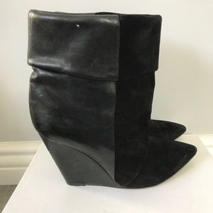Isabel Marant Amely Black Leather and Suede boot